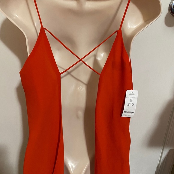 NWT Bebe open back orange red Tank Top Blouse S - Picture 2 of 4
